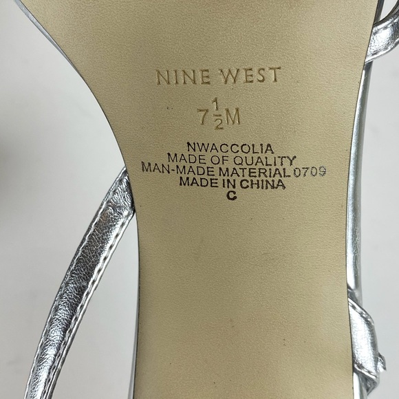 Nine West Silver Twist Heels - Picture 7 of 8